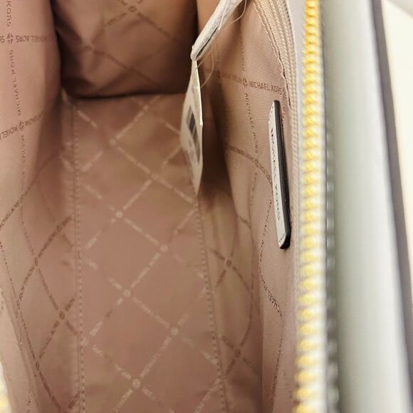 Michael Kors Purse Sheila Medium Ombré Signature Logo Satchel Rainbow - Picture 7 of 9